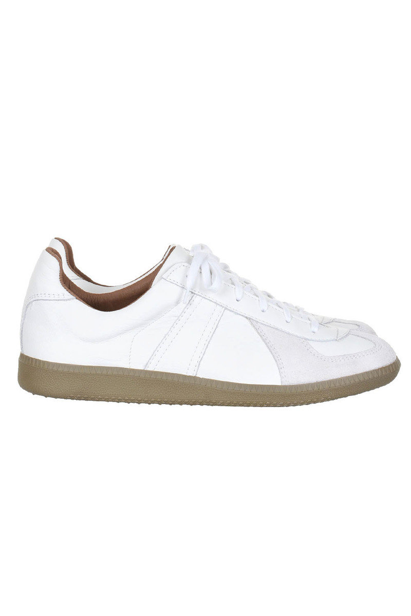 Reproduction Of Found 1700L German Military Trainer - White